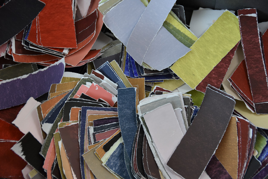 Farbrausch - Handgestrichene Papier-Farbmuster in zahlreichen Farbnuancen